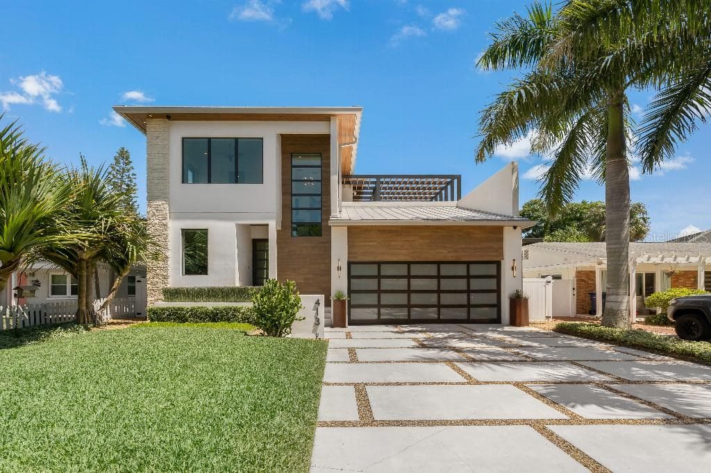 413 ERIE AVENUE TAMPA, FL 33606