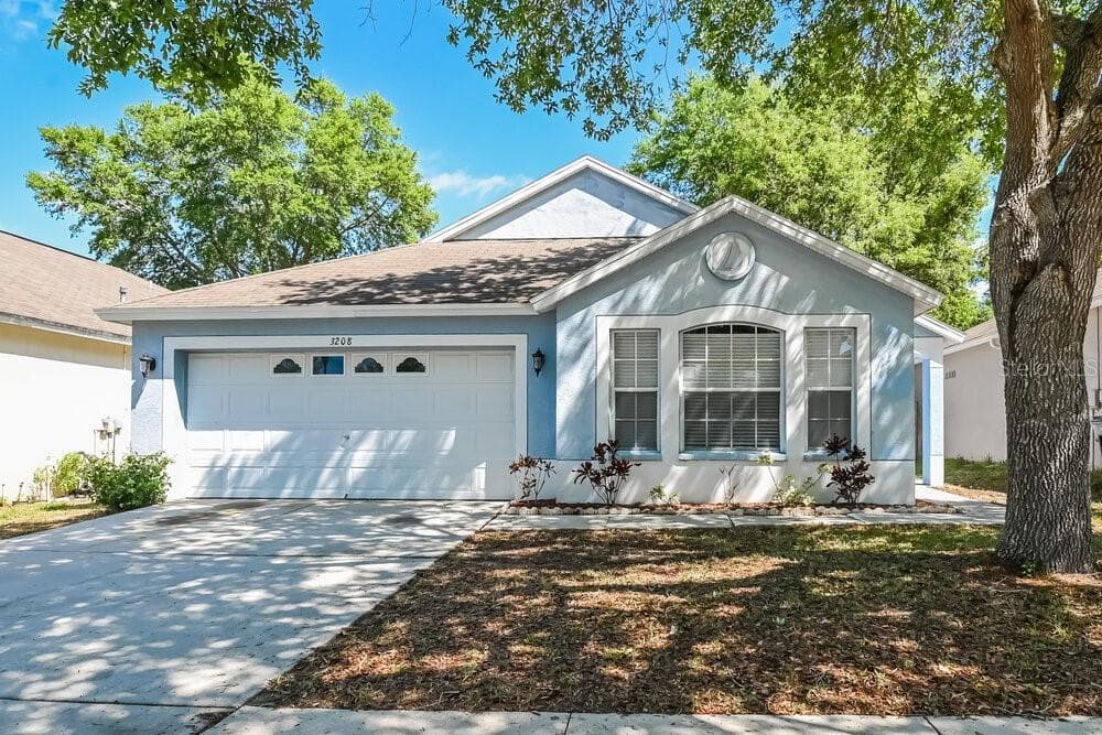 3208 SUMMER CRUISE DRIVE VALRICO, FL 33594