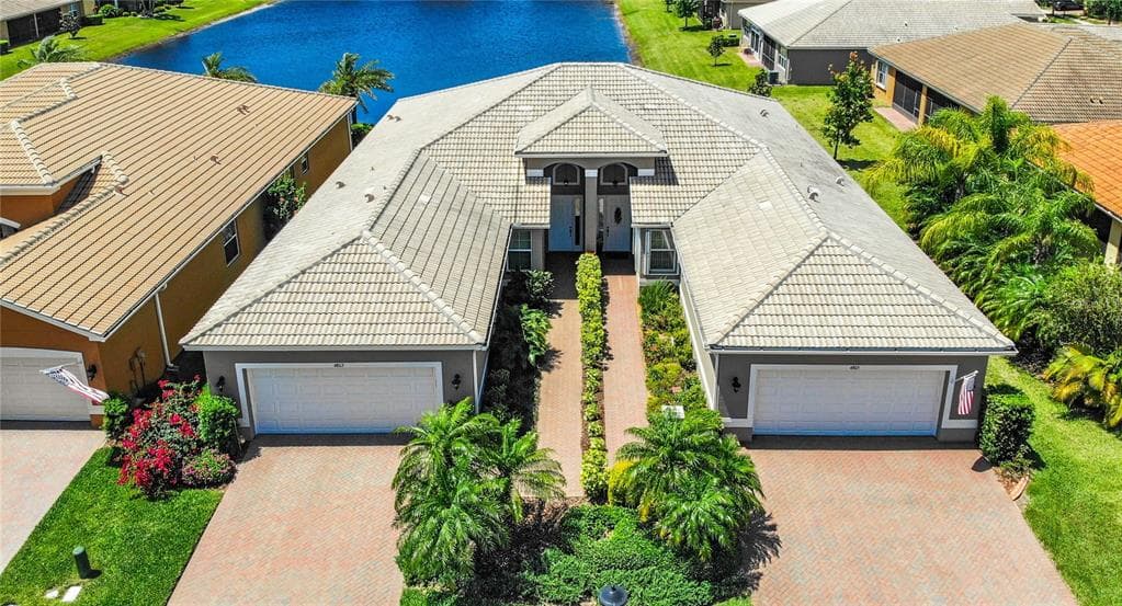4807 MARBLE SPRINGS CIRCLE WIMAUMA, FL 33598