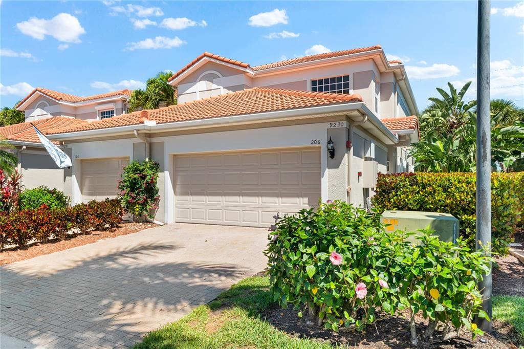9230 BELLEZA WAY UNIT 206 FORT MYERS, FL 33908