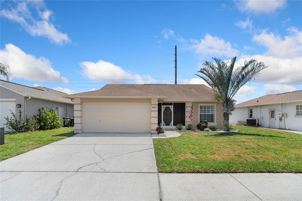 8236 NATIONAL DRIVE PORT RICHEY, FL 34668