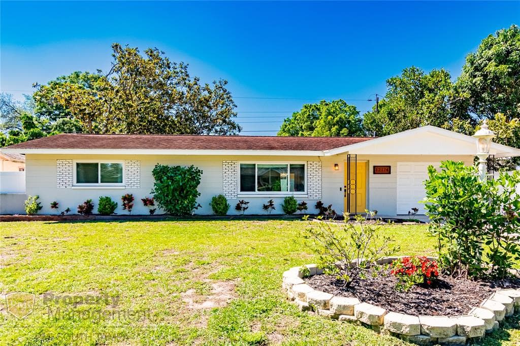 12174 83RD AVENUE SEMINOLE, FL 33772