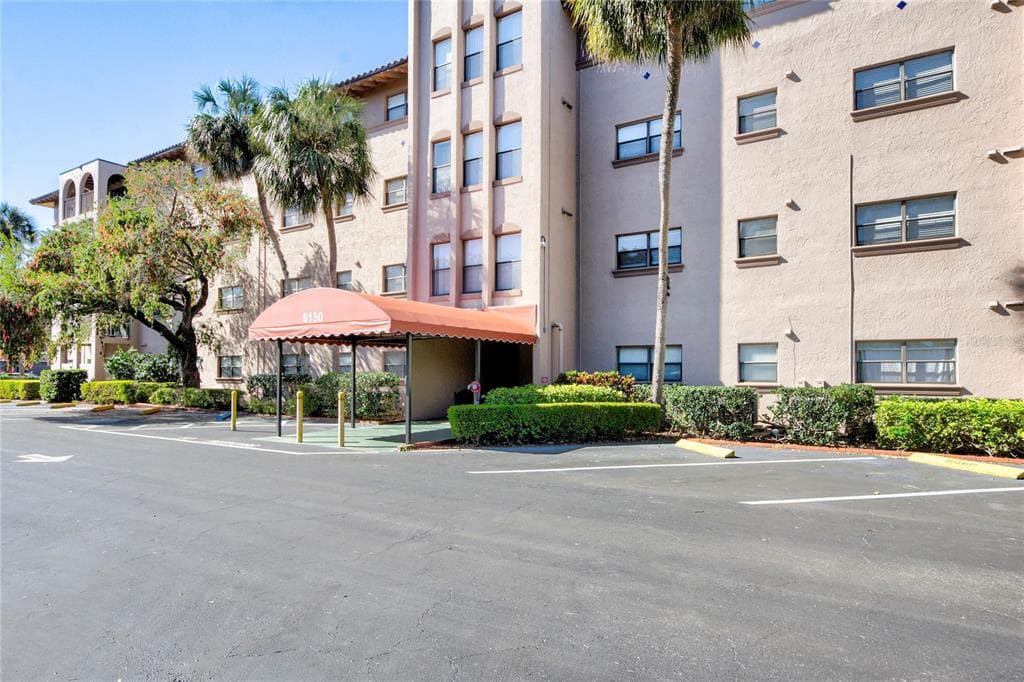 6150 GULFPORT BOULEVARD S UNIT 104 GULFPORT, FL 33707