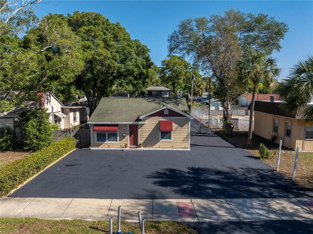 3521 1ST AVENUE N ST PETERSBURG, FL 33713