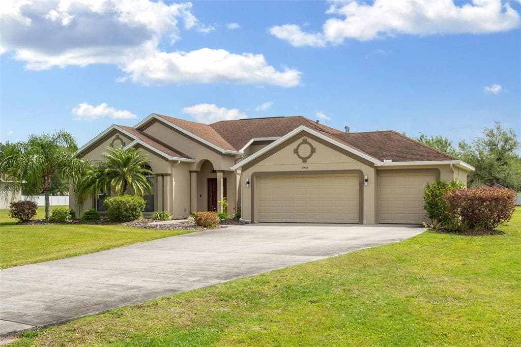 9535 SWIFT CREEK CIRCLE DOVER, FL 33527