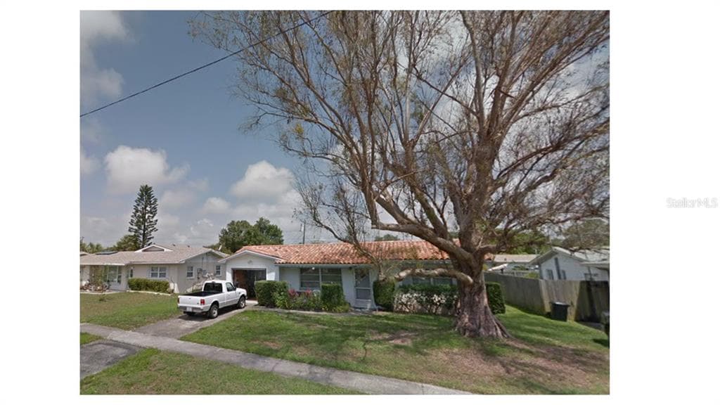 11033 86TH AVENUE SEMINOLE, FL 33772
