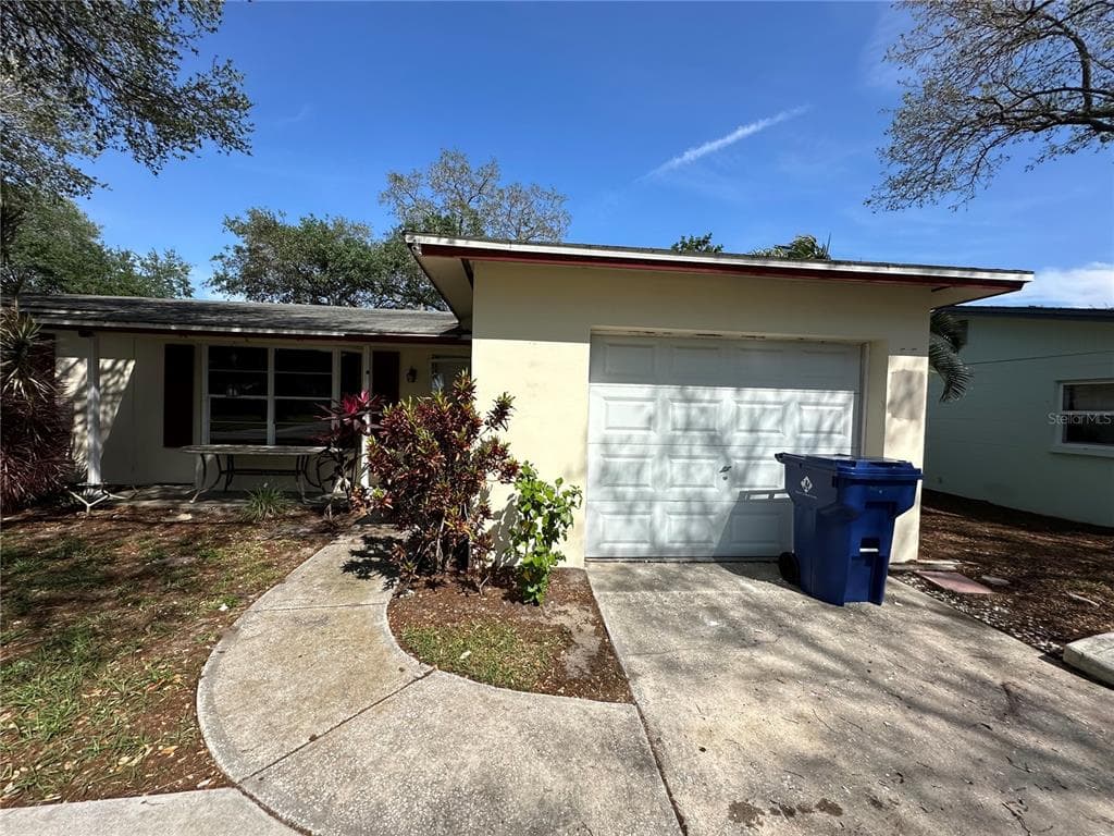 11097 111TH STREET LARGO, FL 33778