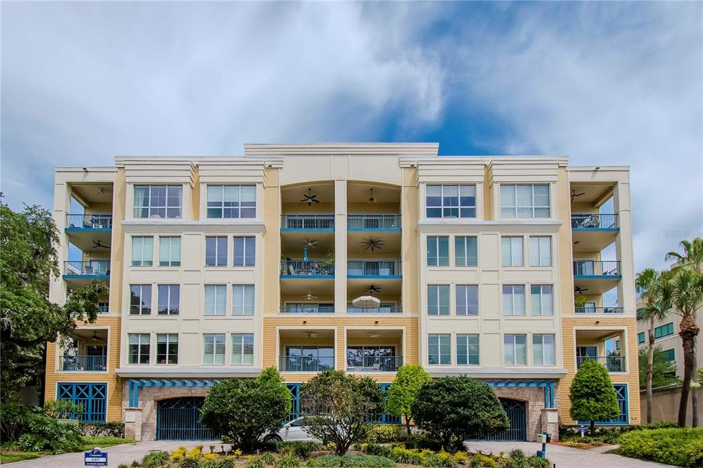 509 W BAY STREET UNIT 404 TAMPA, FL 33606