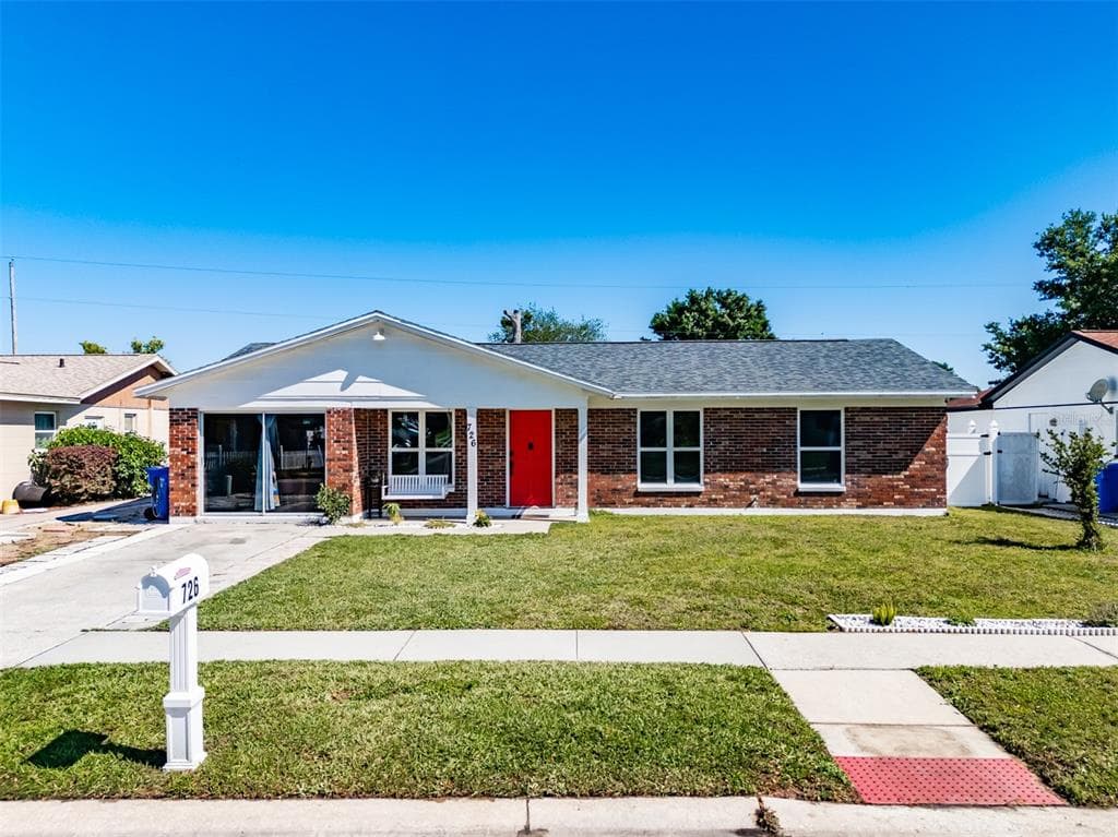 726 TRADEWINDS DRIVE BRANDON, FL 33511