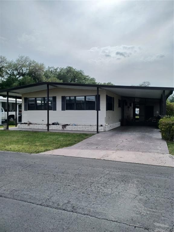 3251 DAFFODILL ZEPHYRHILLS, FL 33541
