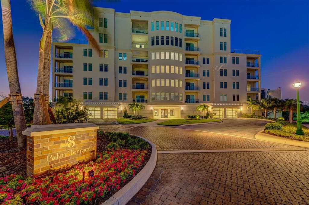 8 PALM TERRACE UNIT 502 BELLEAIR, FL 33756