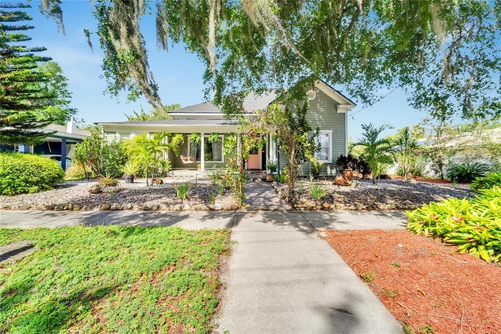 507 N WALKER STREET PLANT CITY, FL 33563