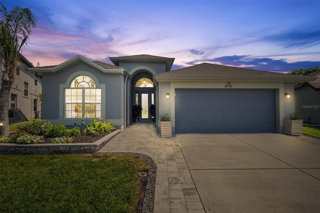 30526 PECAN VALLEY LOOP WESLEY CHAPEL, FL 33543