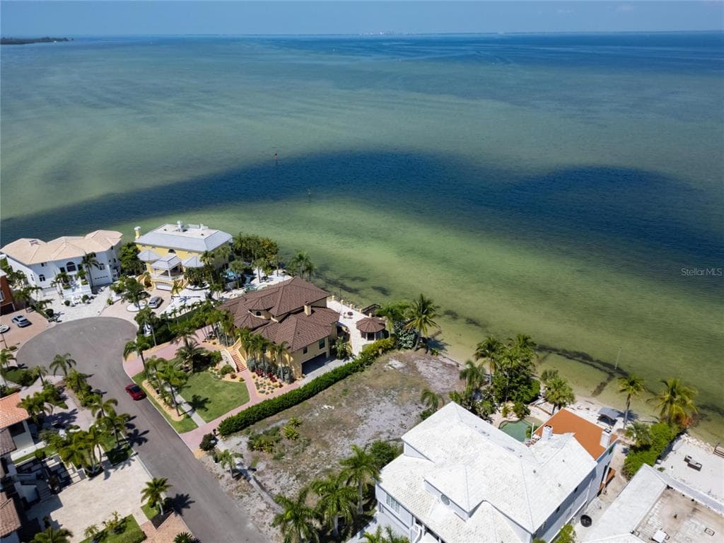 1013 SYMPHONY ISLES BOULEVARD APOLLO BEACH, FL 33572