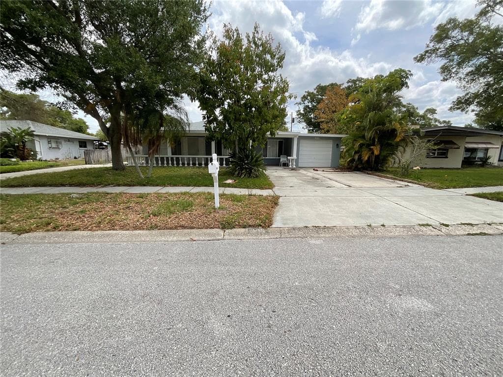 205 S CIRUS AVENUE CLEARWATER, FL 33765