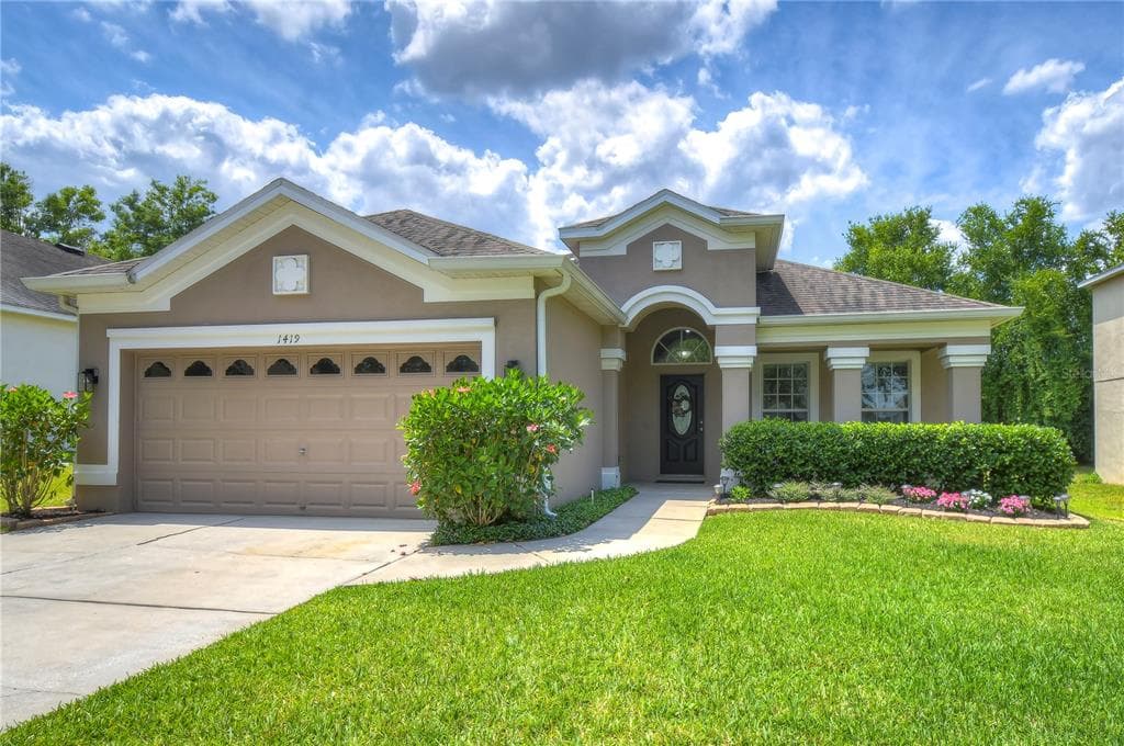 1419 MAIN STREET VALRICO, FL 33594