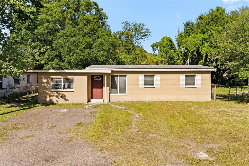 6004 N GRADY AVENUE TAMPA, FL 33614