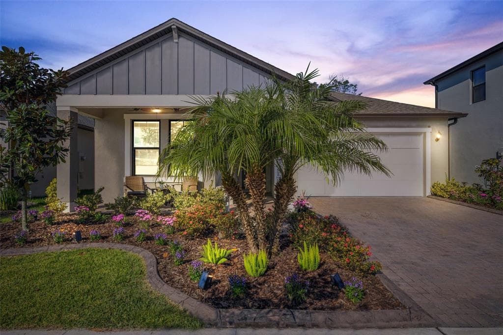 9609 LITTLE BLUESTEM DRIVE LAND O LAKES, FL 34637