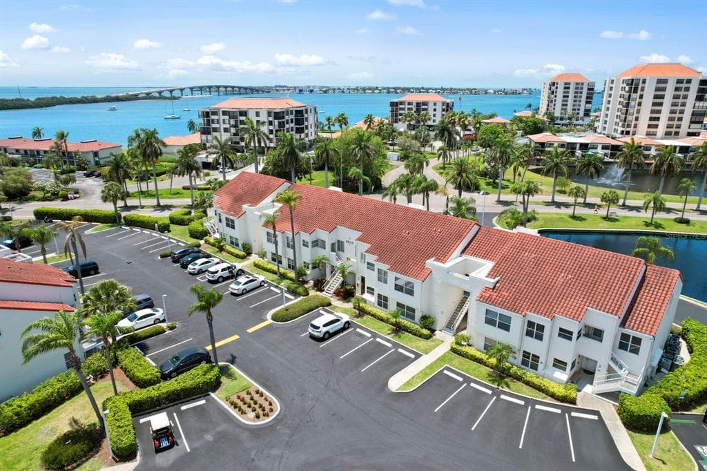 6047 BAHIA DEL MAR BOULEVARD UNIT 263 ST PETERSBURG, FL 33715