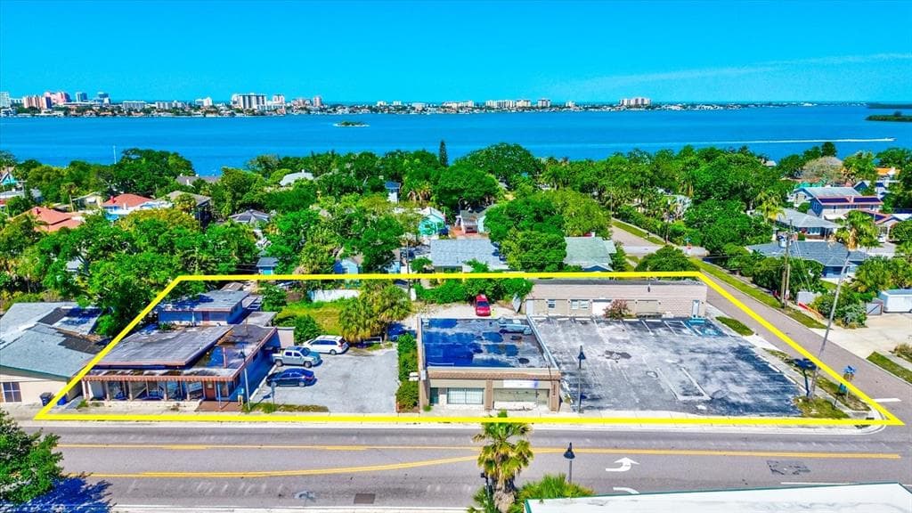 1656 N FORT HARRISON AVENUE CLEARWATER, FL 33755