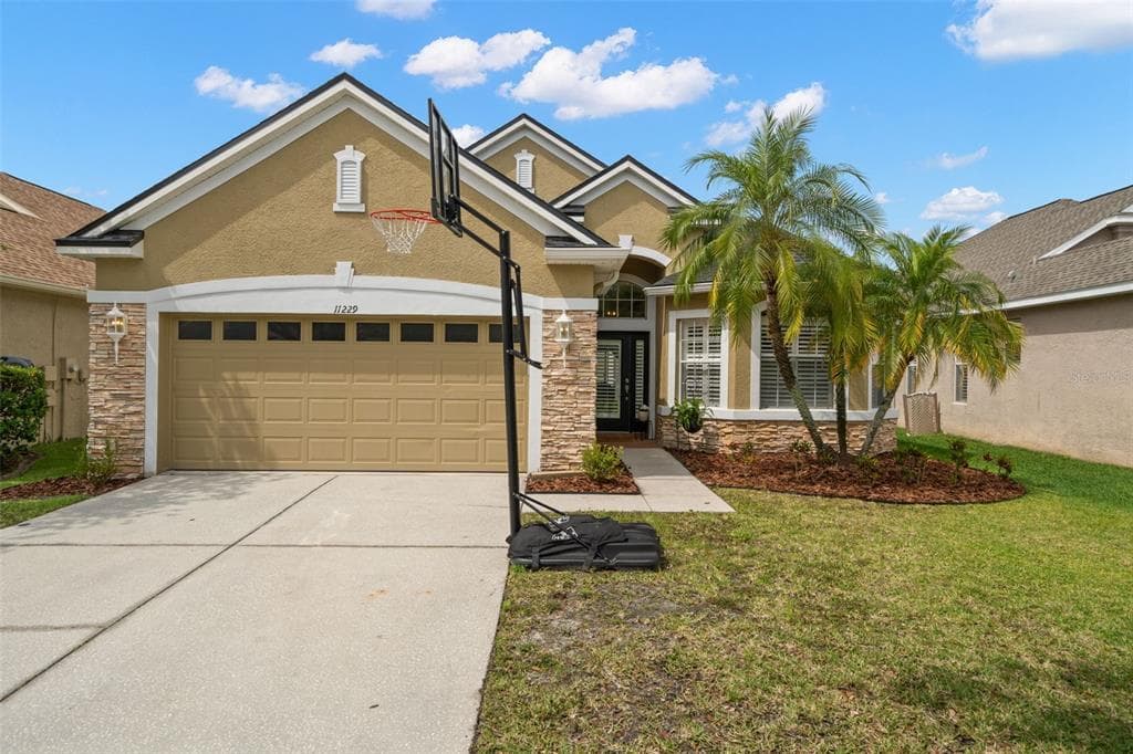 11229 BLACKSMITH DRIVE TAMPA, FL 33626