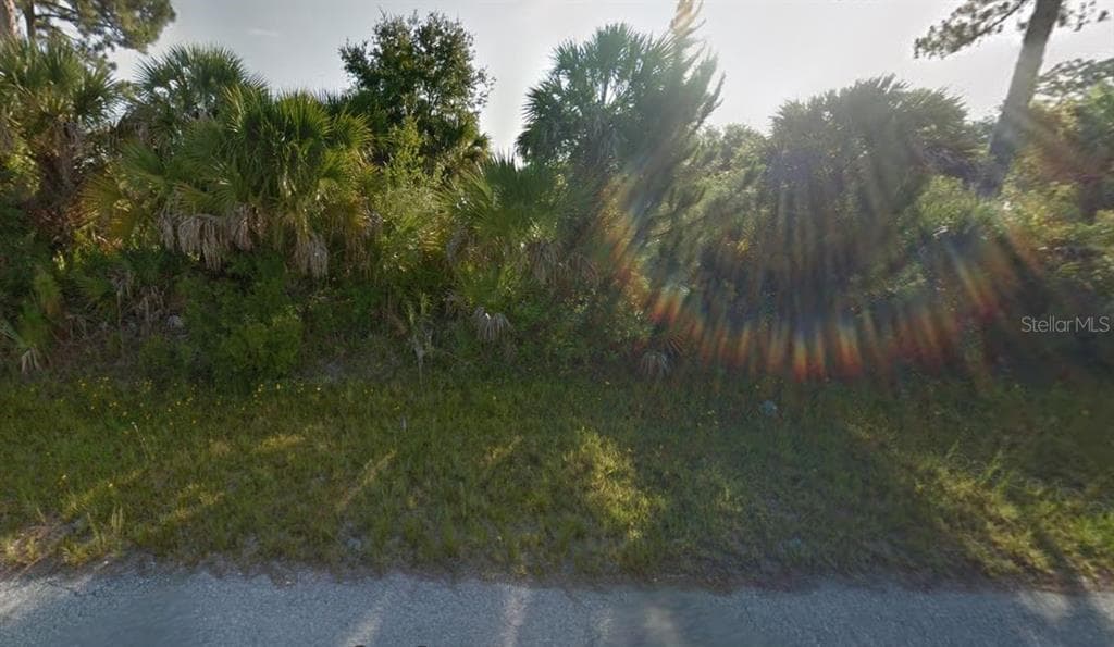HAZELTON AVENUE NORTH PORT, FL 34286