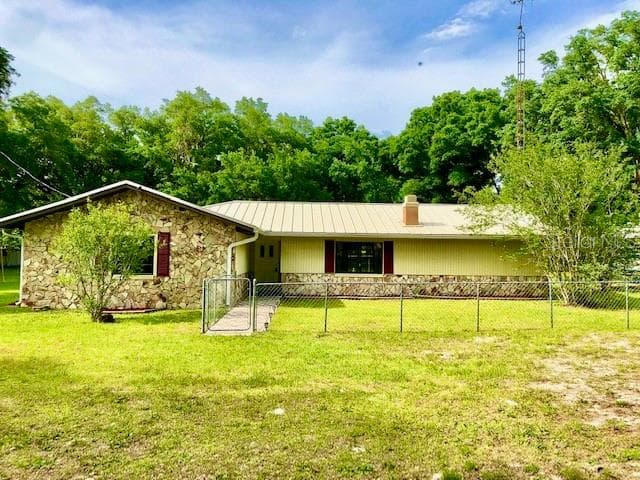 883 SE HIGHWAY 42 SUMMERFIELD, FL 34491