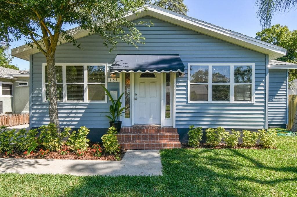 751 40TH AVENUE N ST PETERSBURG, FL 33703