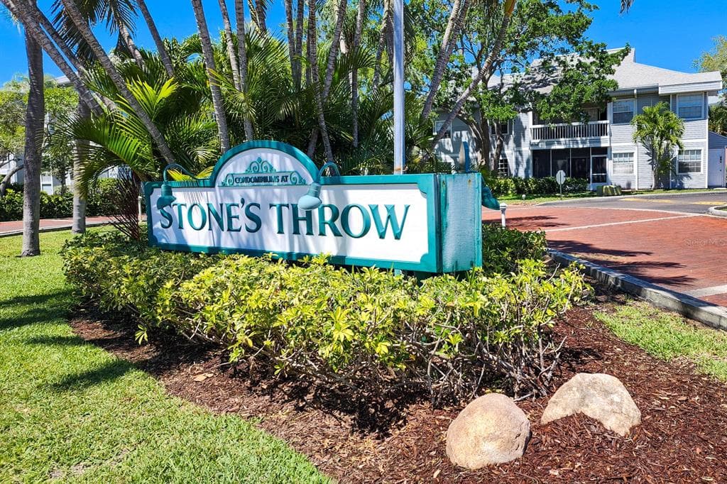 6915 STONES THROW CIRCLE N UNIT 3107 ST PETERSBURG, FL 33710