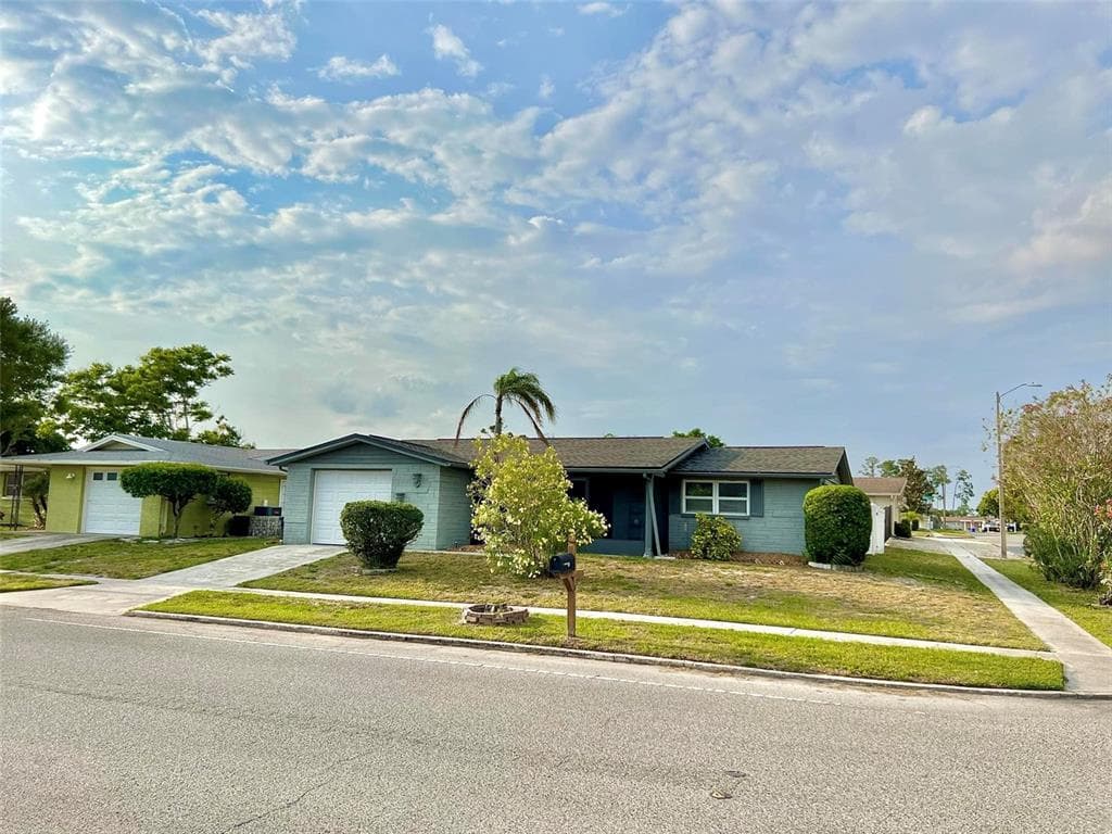 5835 DAHLIA AVENUE NEW PORT RICHEY, FL 34652