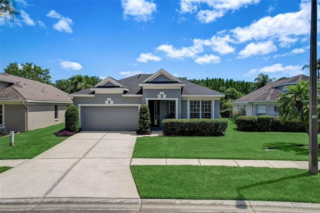 5639 TERRAIN DE GOLF DR DRIVE LUTZ, FL 33558