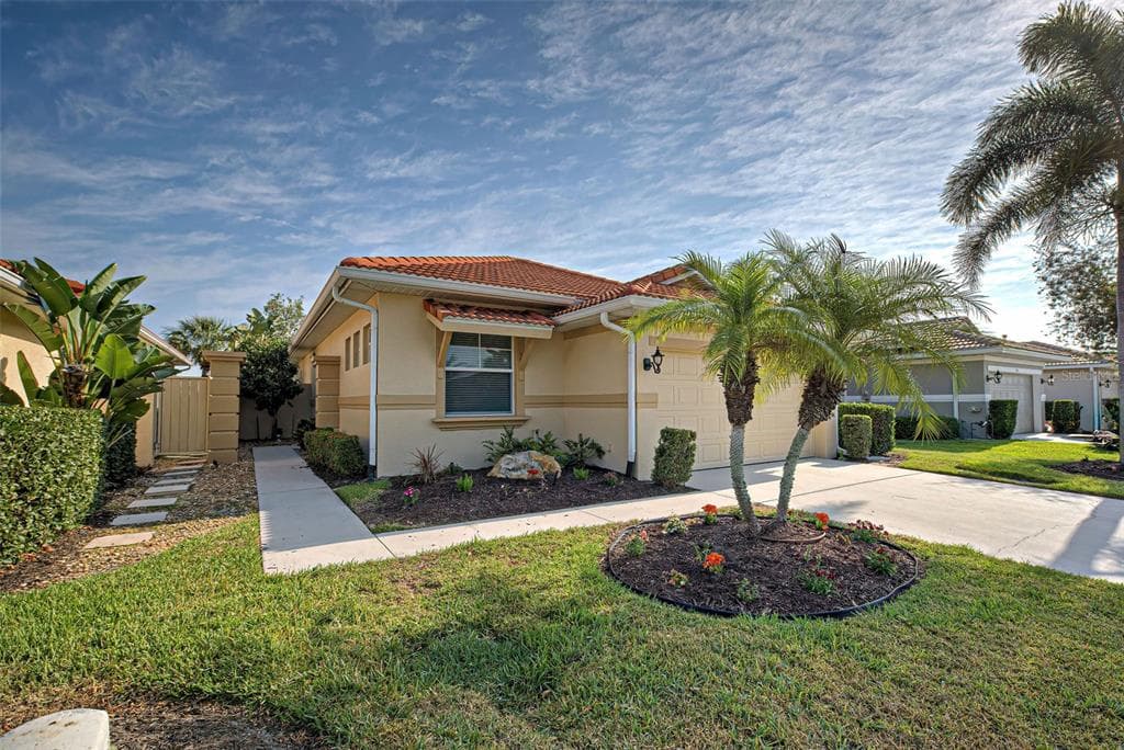210 PADOVA WAY UNIT 28 NORTH VENICE, FL 34275