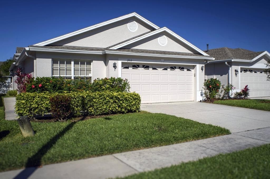 2913 TANGLEWYLDE DRIVE LAND O LAKES, FL 34638