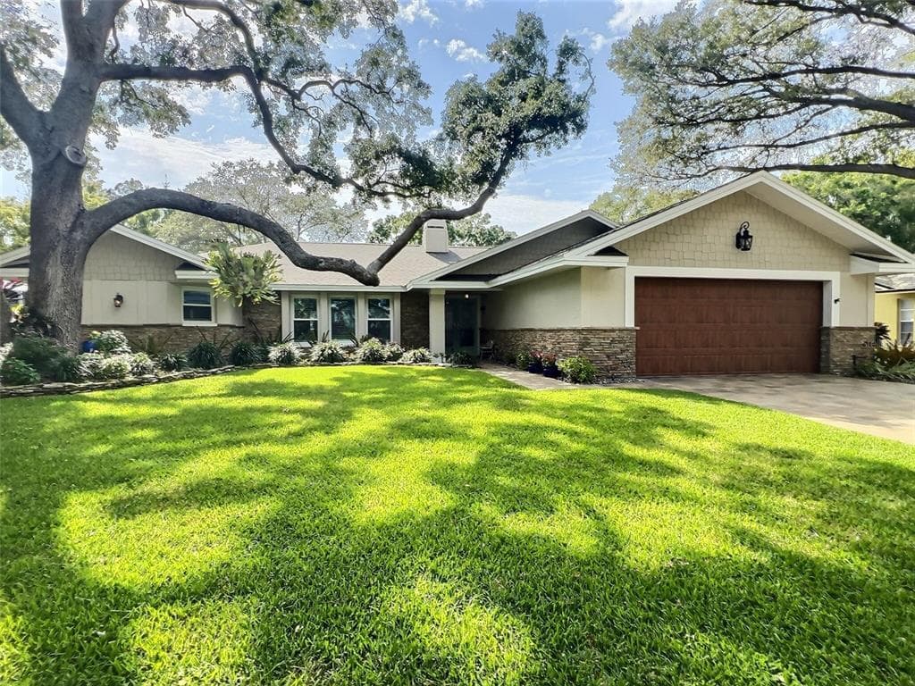 2818 DEER HOUND WAY