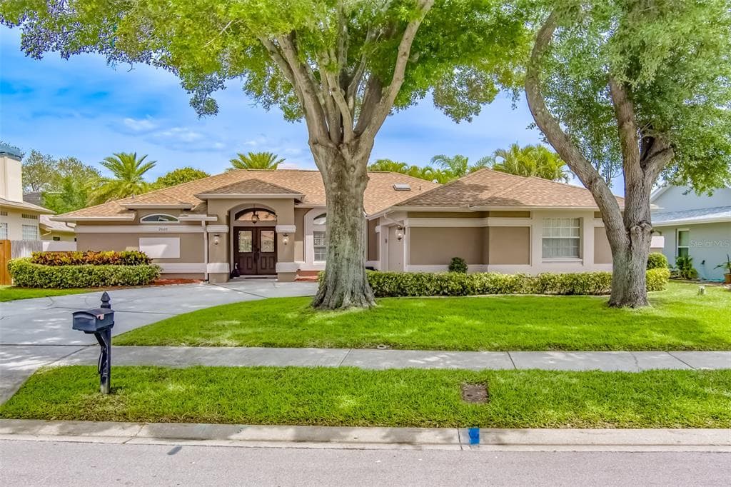 2609 JARVIS CIRCLE PALM HARBOR, FL 34683