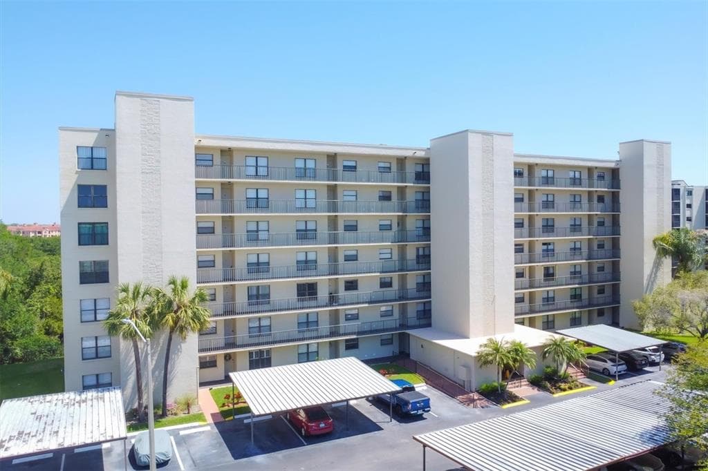 900 COVE CAY DRIVE UNIT 3C CLEARWATER, FL 33760