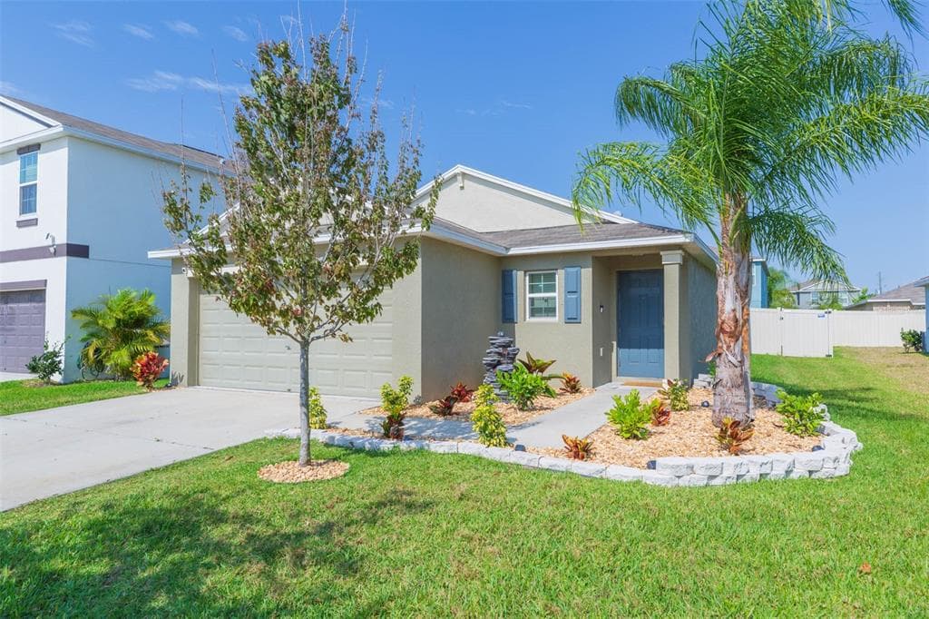 17115 YELLOW PINE STREET WIMAUMA, FL 33598