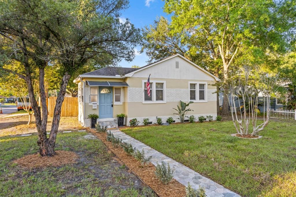1002 W VIRGINIA AVENUE TAMPA, FL 33603