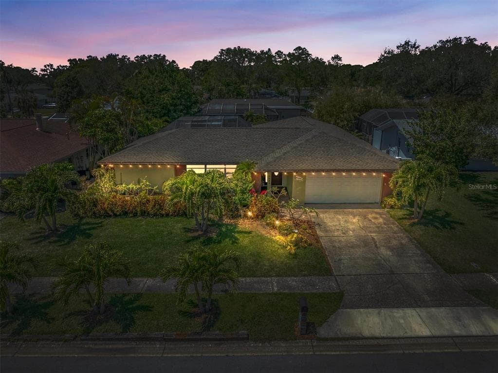 7498 132ND STREET SEMINOLE, FL 33776