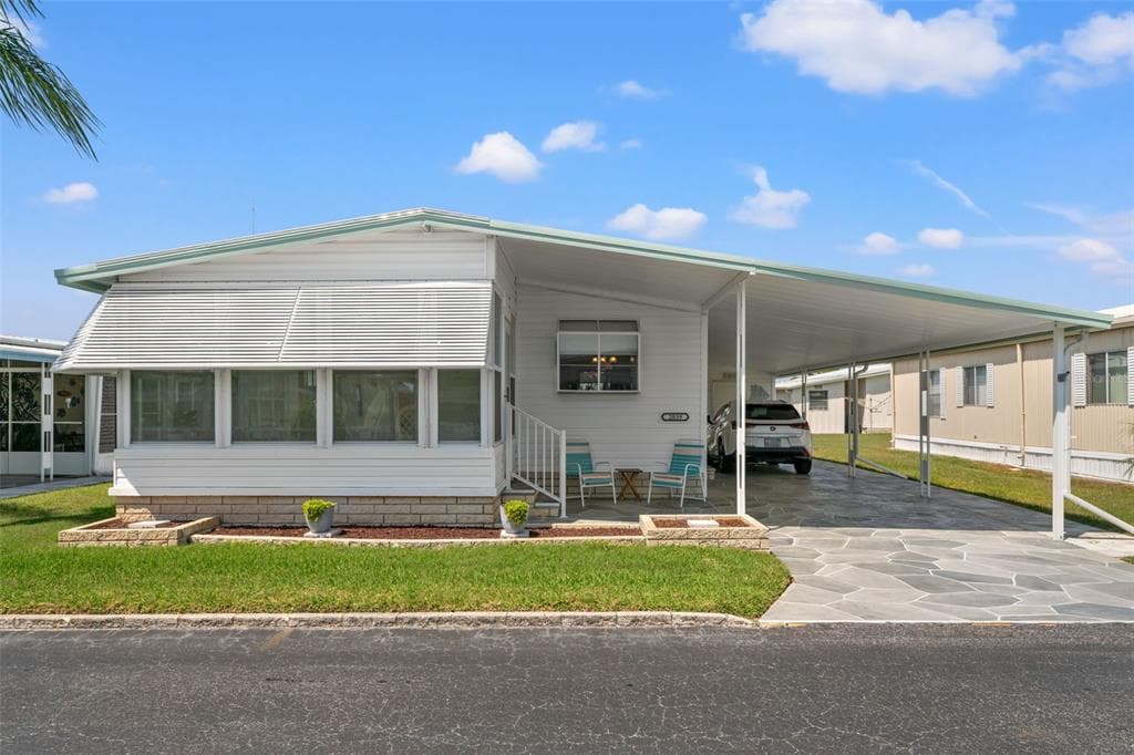 2039 HILO DRIVE HOLIDAY, FL 34691