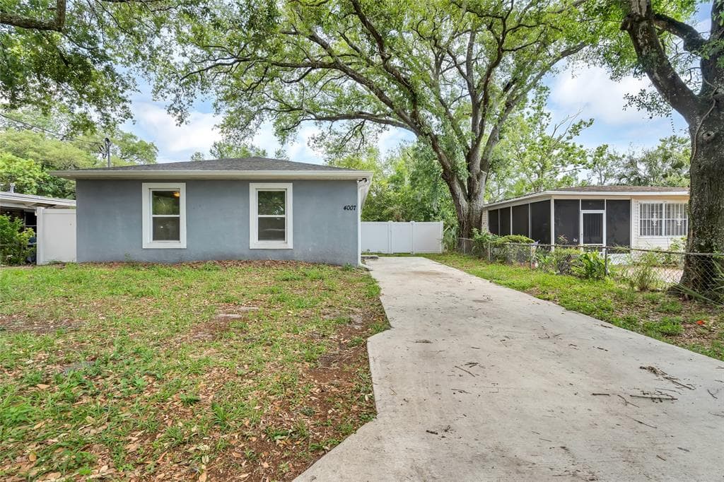 4007 E PARIS STREET TAMPA, FL 33610