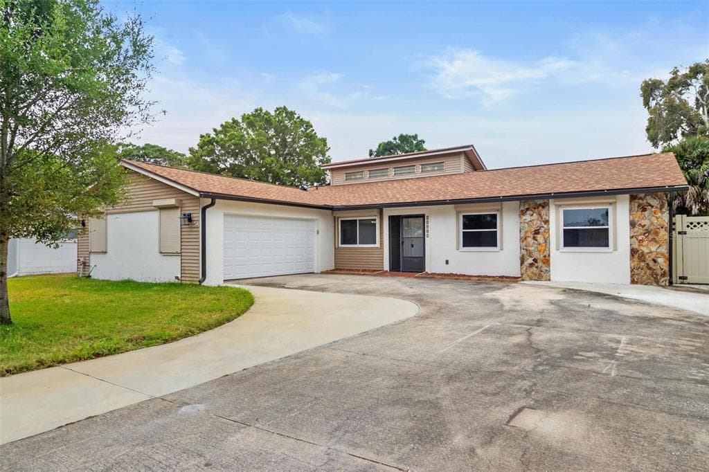 12962 88TH AVENUE SEMINOLE, FL 33776