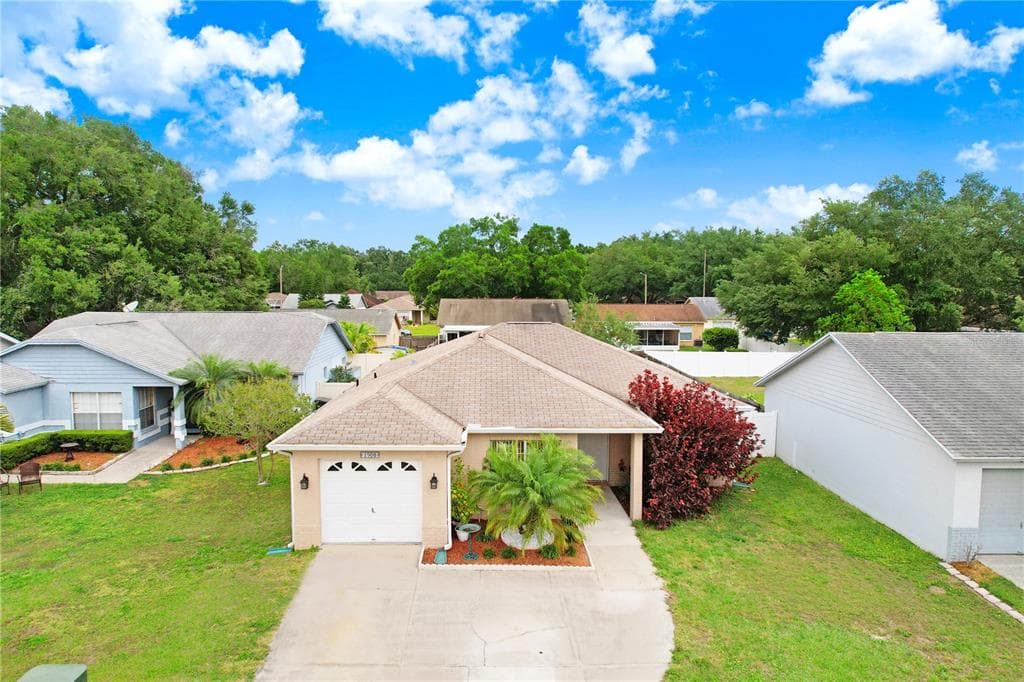 1908 CHABLIS COURT VALRICO, FL 33594