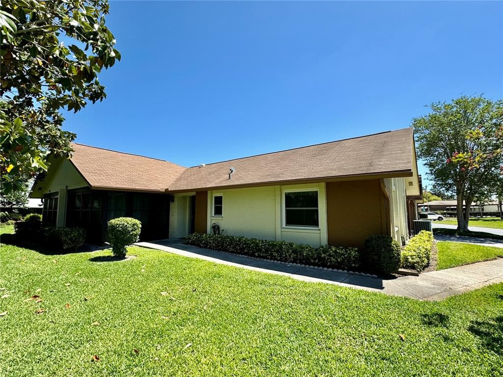 1336 STONEHAVEN LANE DUNEDIN, FL 34698
