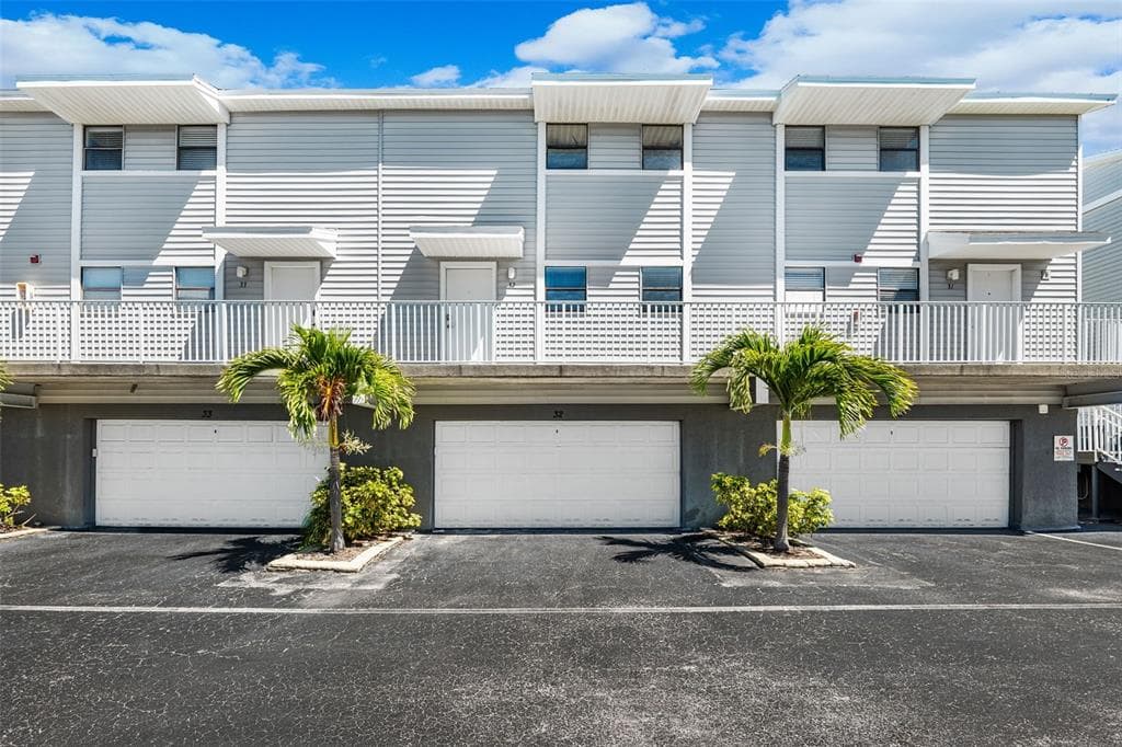 19823 GULF BOULEVARD UNIT 32