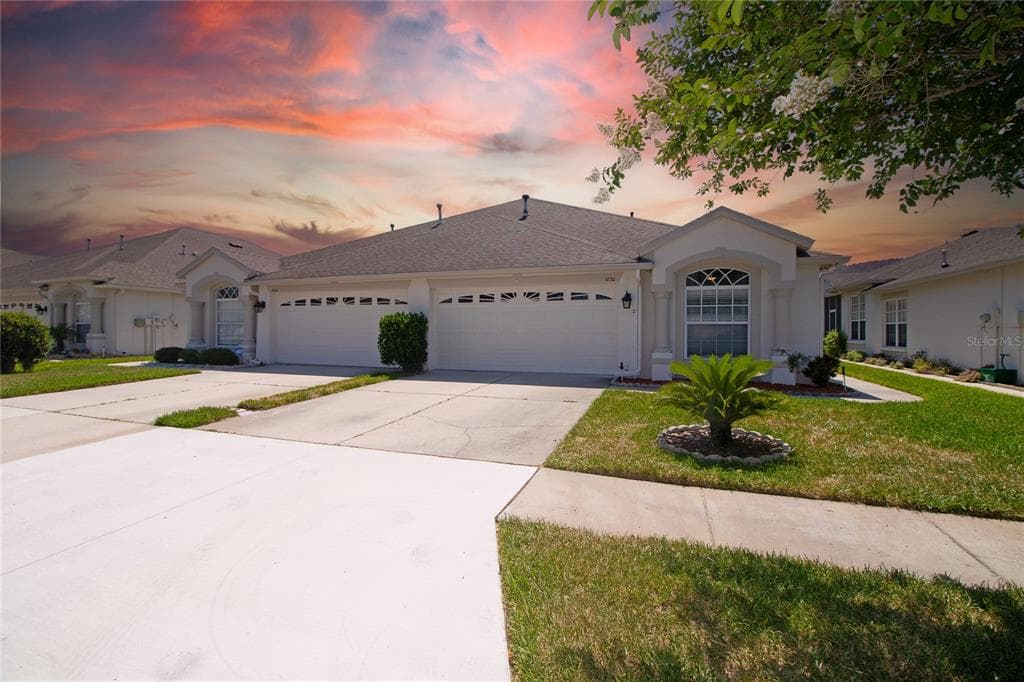 1832 RAVENRIDGE STREET WESLEY CHAPEL, FL 33543