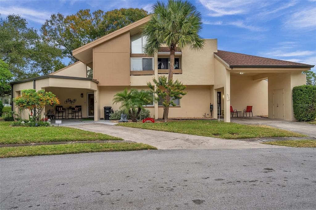 2756 FOXFIRE COURT CLEARWATER, FL 33761