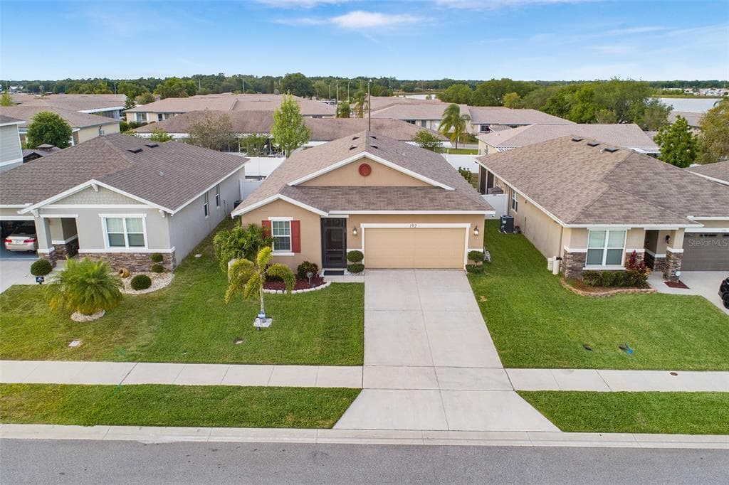192 LAKE SMART CIRCLE WINTER HAVEN, FL 33881