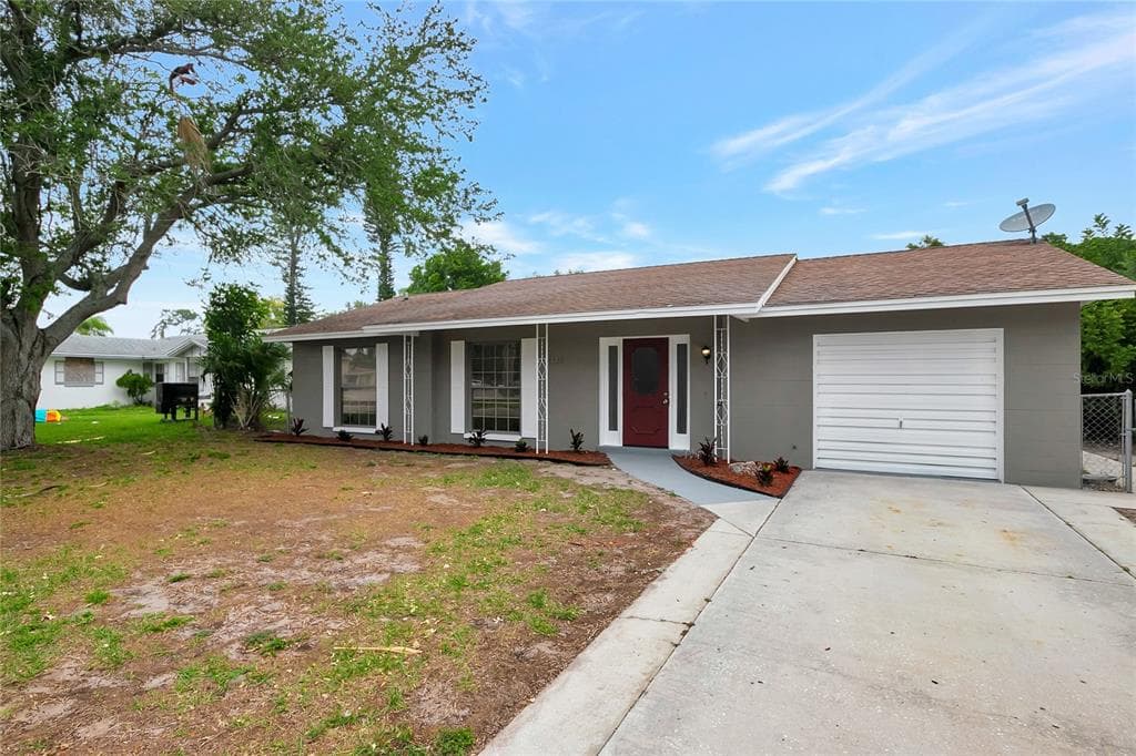 4032 13TH AVENUE W BRADENTON, FL 34205