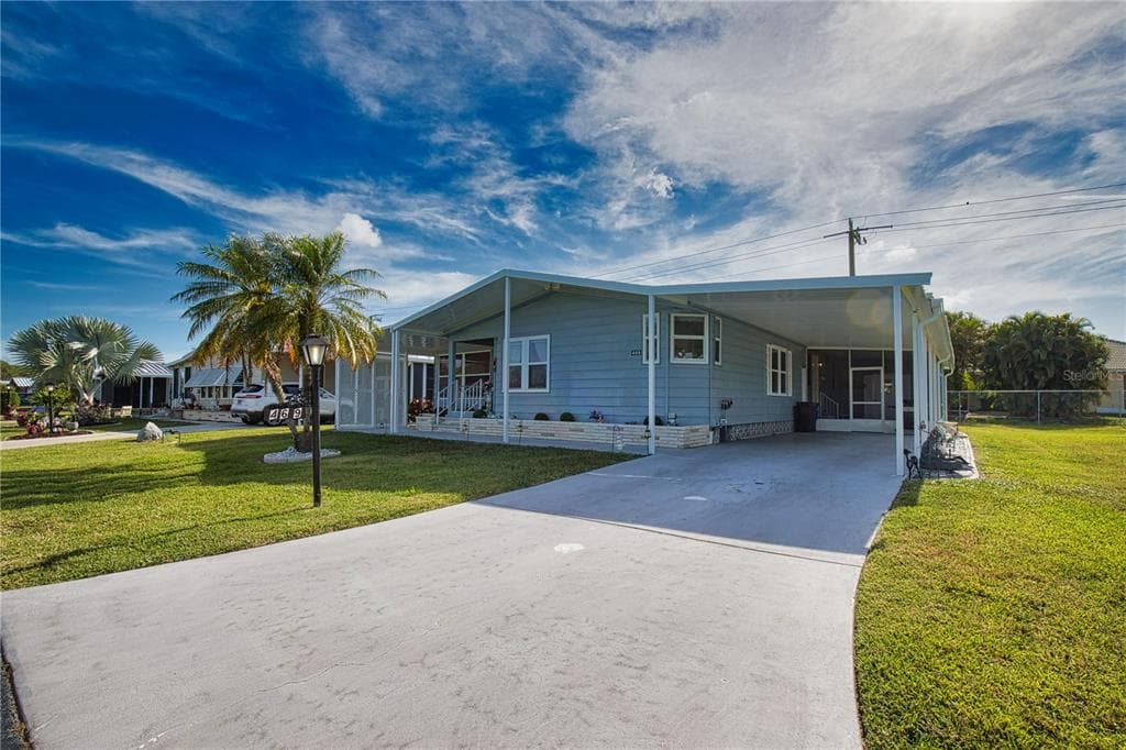469 LOMA LINDA NORTH PORT, FL 34287